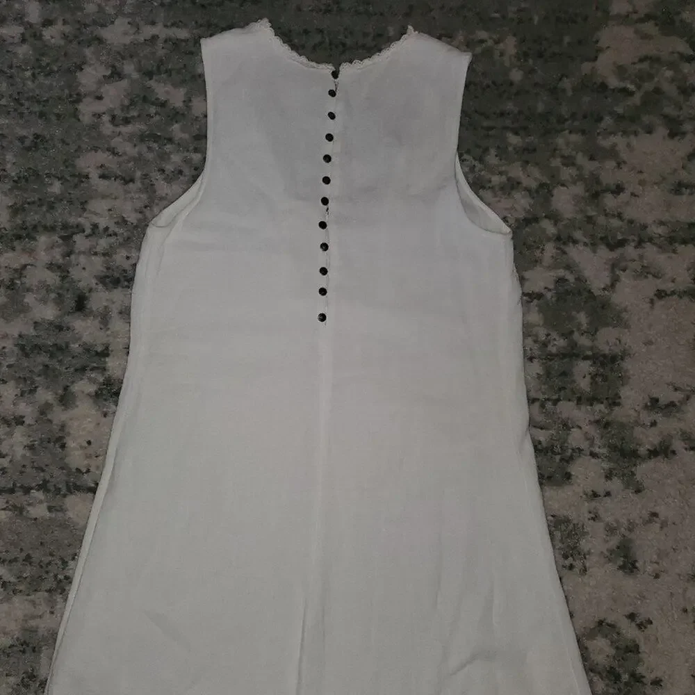 Free People White Embroidered Piece || Medium